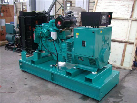 伊通200kw康明斯柴油发电机组图片 伊通200kw康明斯柴油发电机组图片